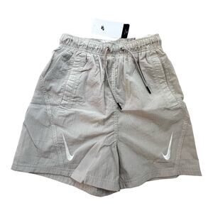 Nike | Women's Standard Fit High Rise Shorts‎ | NWT | Tan/Khaki | SZ XS